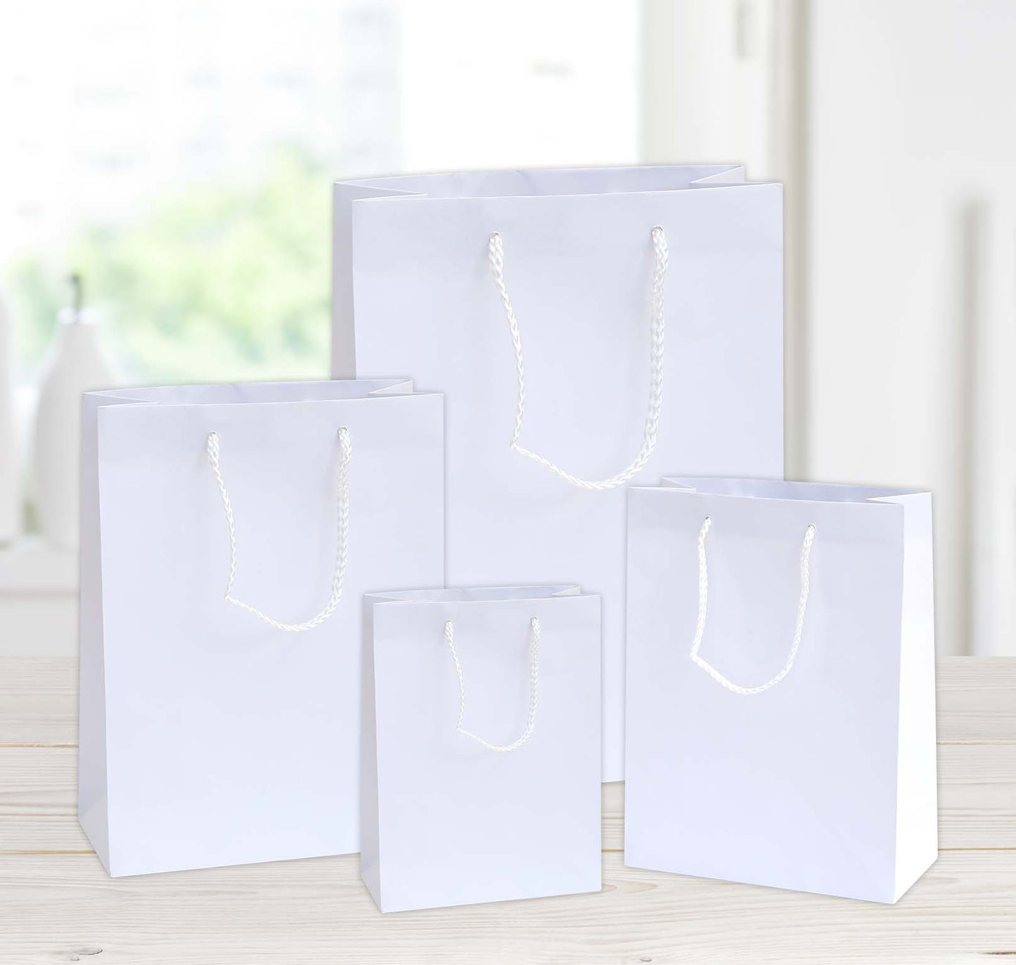 shopper in carta plastificata opaca color 27x12x37 bianco