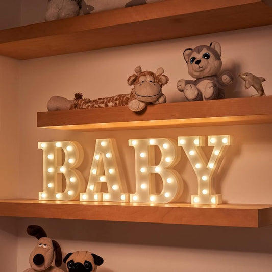 Lettera LED "V" 22 cm – Luce Calda