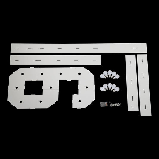 Numero 9 in cartone con luce calda