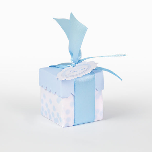 Small box with light blue lid, light blue polka dot tray bottom, 5x5x5cm