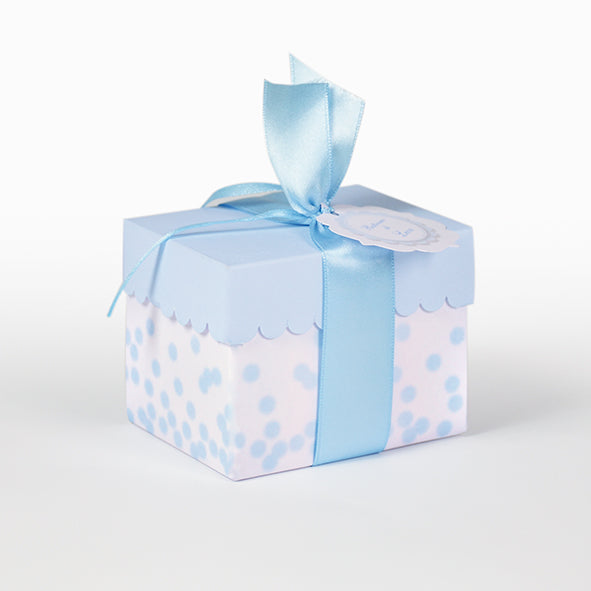 Small box with light blue lid, light blue polka dot tray bottom 9x7x7cm