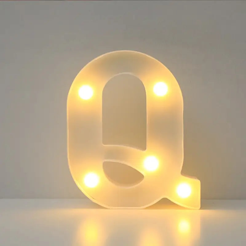 LED Letter "Q" 22 cm – Warm Light