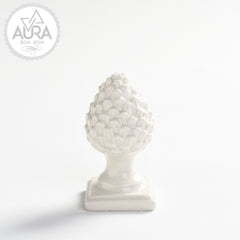 White porcelain pumo 4.5x4.5x7.5cm
