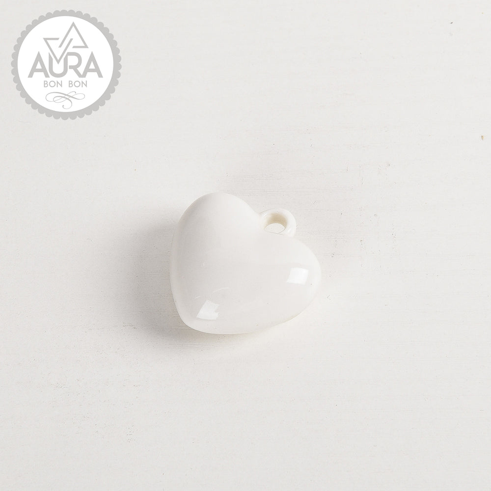 White heart 4.2x3.9x2.1cm