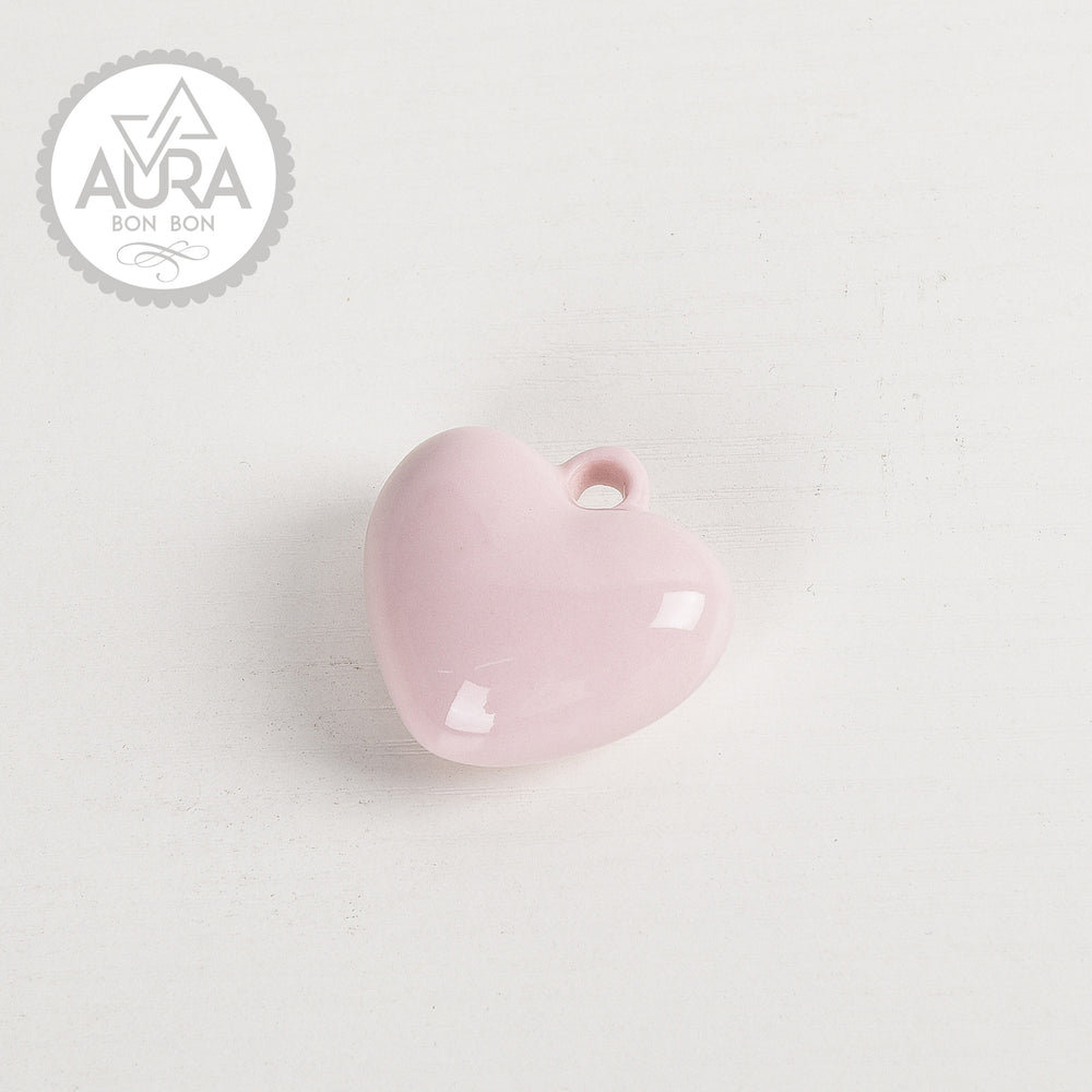 Pink heart 4.2x3.9x2.1cm
