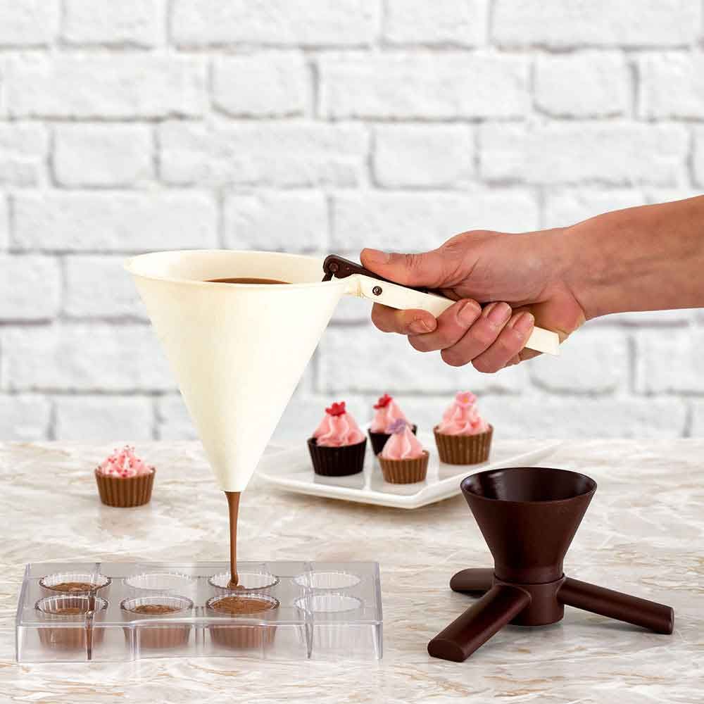 Dosing funnel with base (Ø13×H12.5cm)