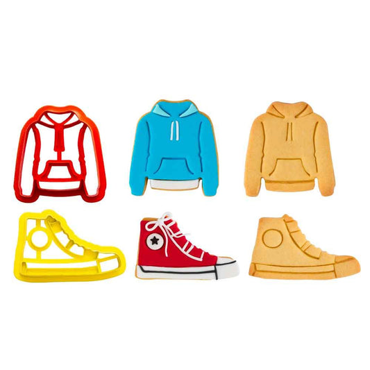 Set of 2 plastic cookie cutters for teenagers, sweatshirt and shoe